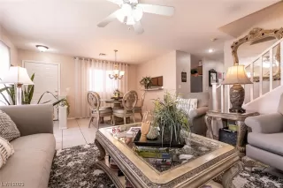 Photo #5: 2532388 Listing 