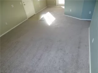 Photo #4: 2532392 Listing 