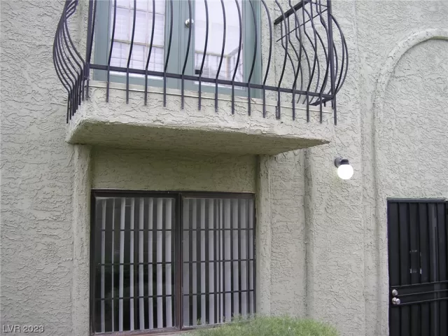 MLS: 2532420 Condo For Sale
