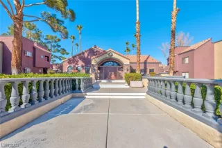 Photo #2: 2532431 Listing 