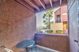 Photo #3: 2532431 Listing 