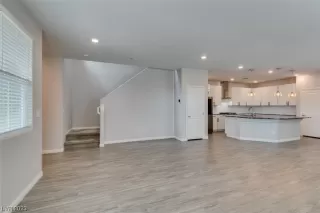 Photo #6: 2532441 Listing 