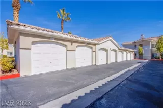 Photo #5: 2532471 Listing