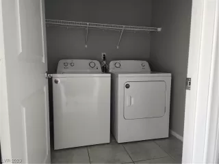 Photo #5: 2532486 Listing 