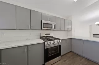 Photo #1: 2532499 Listing 