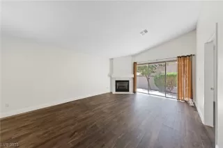 Photo #6: 2532499 Listing 