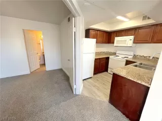 Photo #5: 2532502 Listing 