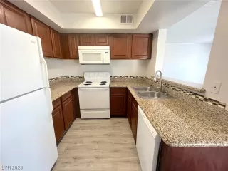 Photo #6: 2532502 Listing 