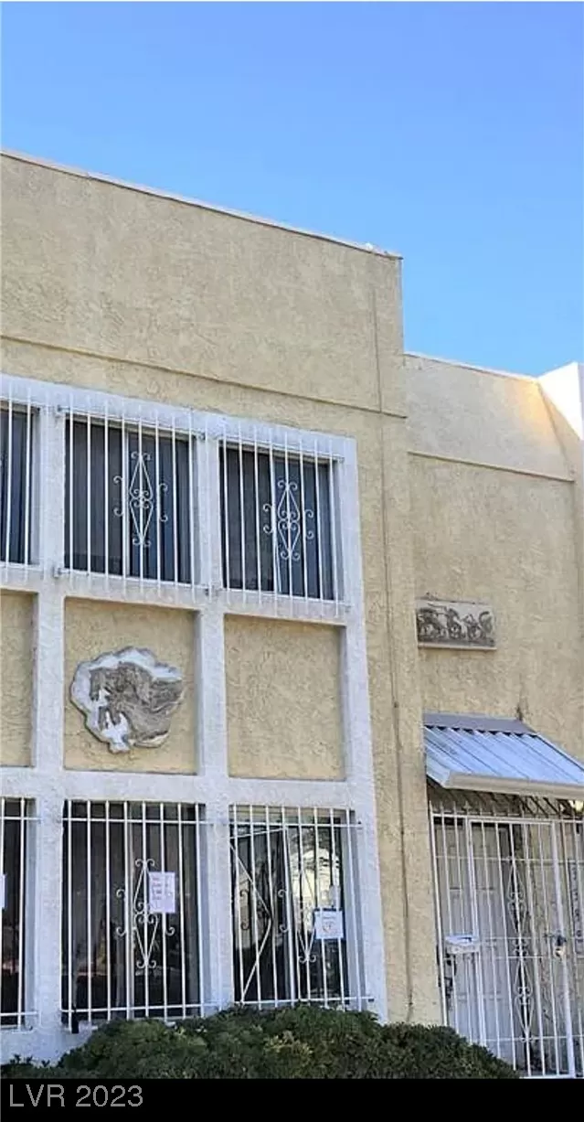 MLS: 2532504 Condo For Sale