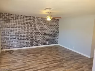 Photo #4: 2532524 Listing