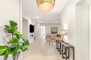 Photo #2: 2532542 Listing