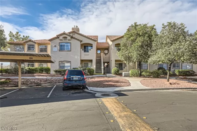 MLS: 2532558 Condo For Sale