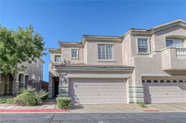 MLS: 2532561 Condo For Sale