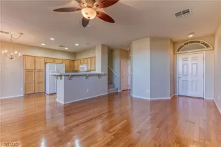 Photo #3: 2532561 Listing 