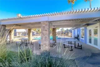 Photo #5: 2532612 Listing