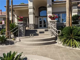 Photo #3: 2532627 Listing 