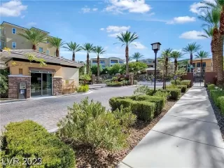 Photo #1: 2532666 Listing 