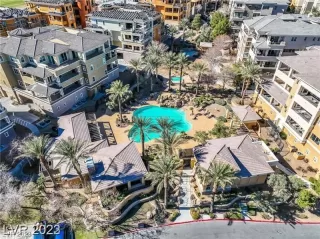 Photo #2: 2532666 Listing 