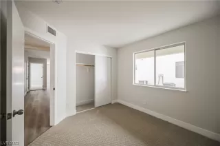 Photo #5: 2532685 Listing