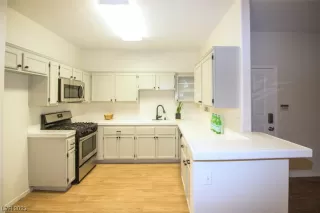 Photo #6: 2532693 Listing 