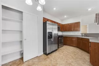 Photo #4: 2532705 Listing 