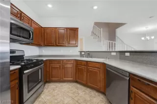 Photo #5: 2532705 Listing 
