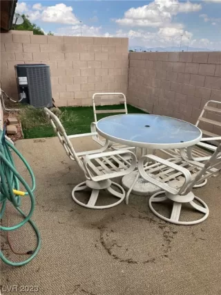 Photo #5: 2532715 Listing