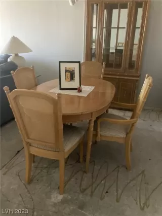 Photo #6: 2532715 Listing