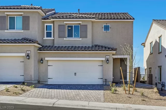 MLS: 2532719 Condo For Sale