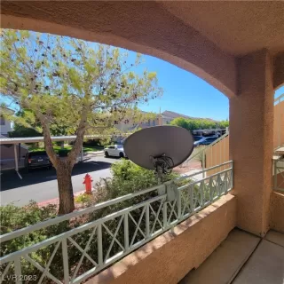 Photo #6: 2532728 Listing