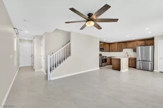 Photo #1: 2532732 Listing 