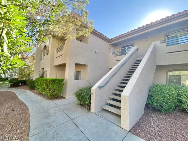 MLS: 2532747 Condo For Sale