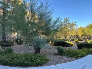 Photo #1: 2532751 Listing