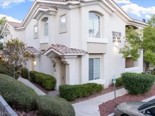 Photo #1: 2532766 Listing 