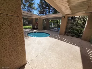 Photo #5: 2532784 Listing 