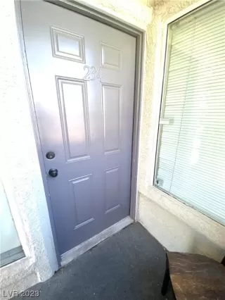 Photo #1: 2532793 Listing