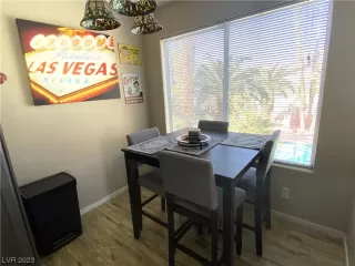 Photo #3: 2532793 Listing