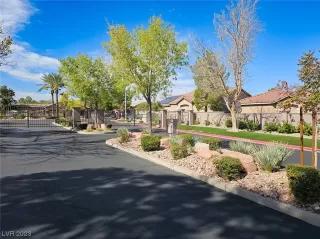 Photo #2: 2532794 Listing 