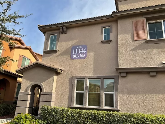 MLS: 2532894 Condo For Sale