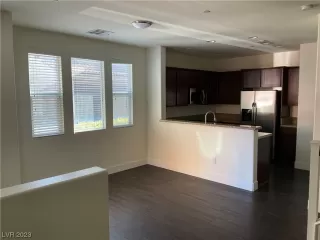 Photo #2: 2532894 Listing 