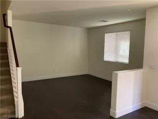 Photo #3: 2532894 Listing 