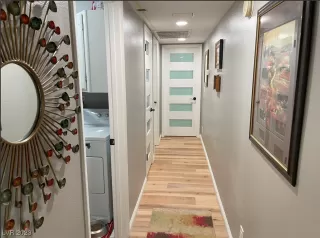 Photo #4: 2532899 Listing