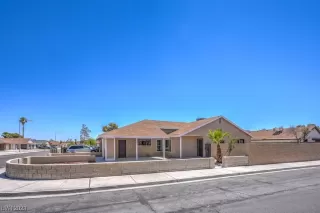 Photo #3: 2532929 Listing 