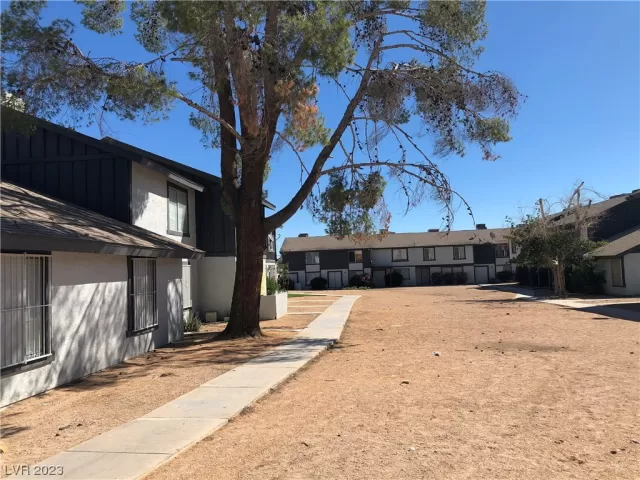 MLS: 2532944 Condo For Sale