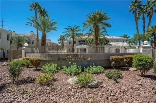 Photo #1: 2532946 Listing 