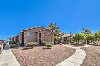 Photo #2: 2532950 Listing