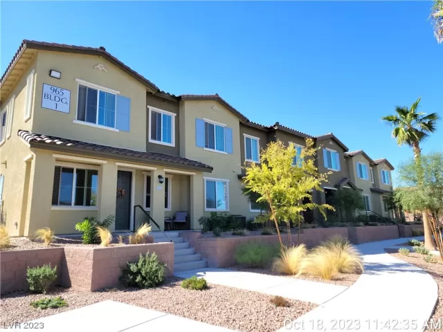 MLS: 2532957 Condo For Sale