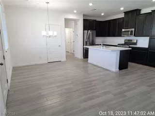 Photo #2: 2532957 Listing 