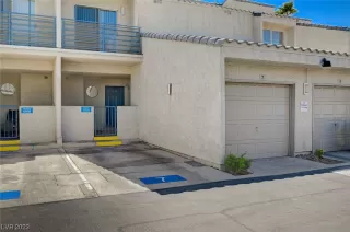 Photo #2: 2533037 Listing 