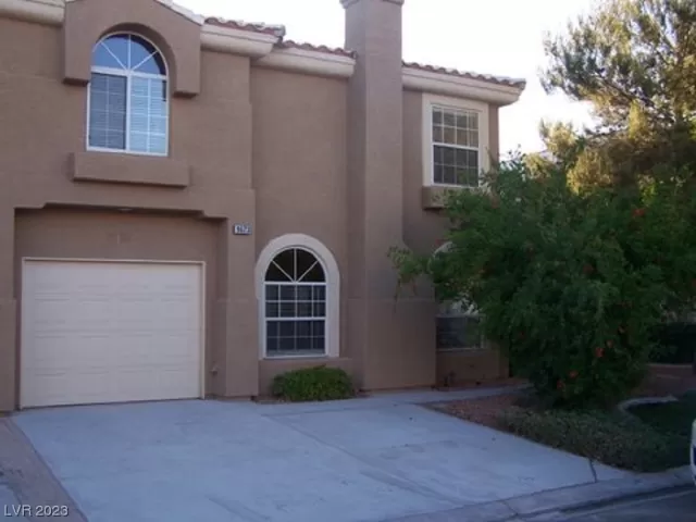 MLS: 2533088 Condo For Sale